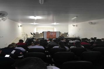 CAPACITAÇÃO PARA OS PROFISSIONAIS E ACADÊMICOS DA ÁREA DE SAÚDE.